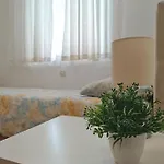 Lori Apartman *